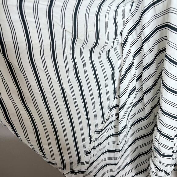 Faithful The Brand Cova Dress in Amsterdam Stripe Print Size 8 - Picture 3 of 6